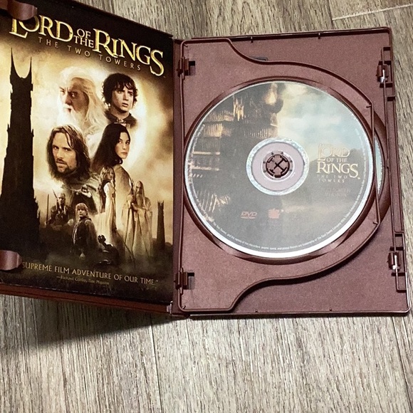 (2 for $15) The Lord of the Rings: The Two Towers 2003 DVD - Picture 3 of 4